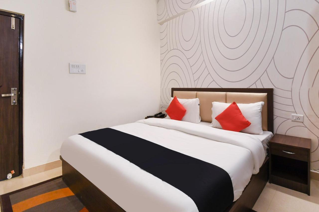 Capital O 70097 Sudha Inn Lucknow Exterior photo
